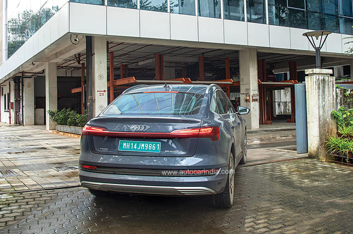 Formula E: Audi e-tron Vs Rajdhani