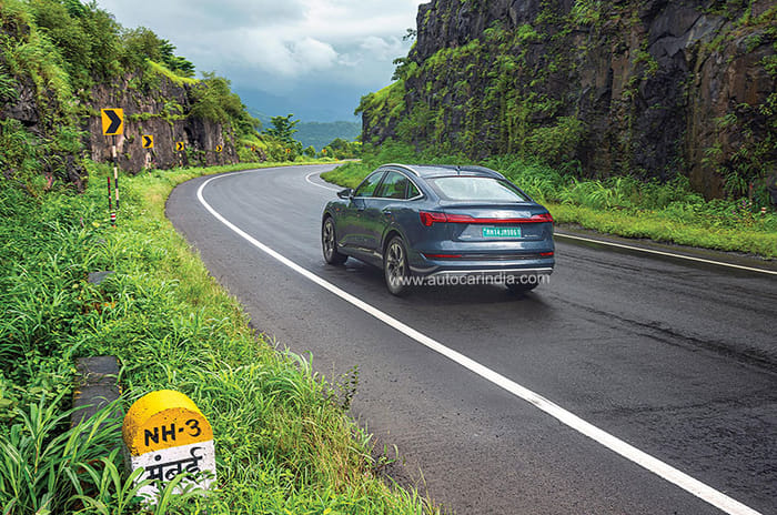 Formula E: Audi e-tron Vs Rajdhani