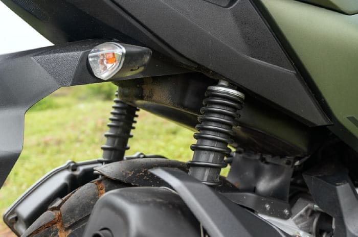 Hero Xoom 160: Top 3 reasons to buy and 2 to skip