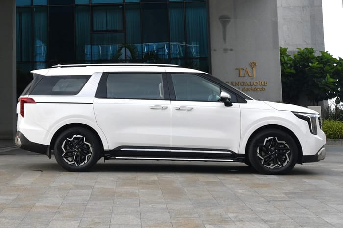 2025 Kia Carnival pros and cons explained: is it worth buying?