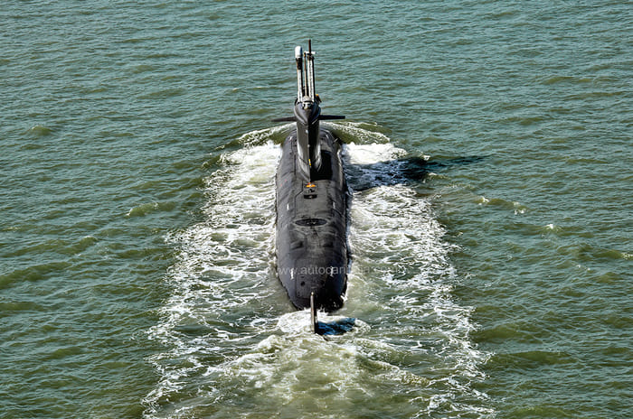 SUV vs Sub: Porsche Cayenne e-hybrid and Kalvari-class submarine