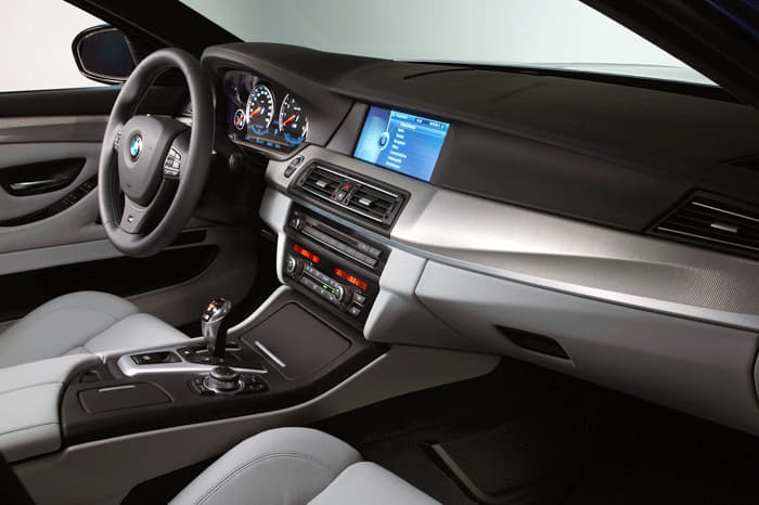 New BMW M5