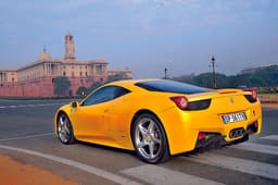 The stunning 458 Italia maybe an unlikely mode of transport for the Italian high commission visiting the Rashtrapati Bhavan, but wouldnt that be a cool sight to watch?