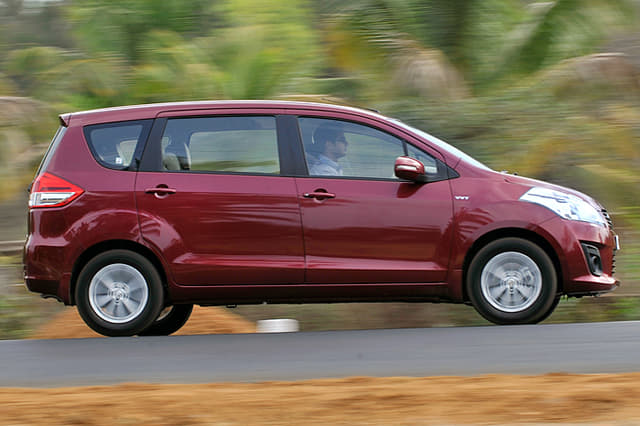 Maruti Suzuki Ertiga Color Red
