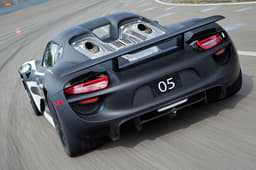 Porsche 918 Spyder photo gallery