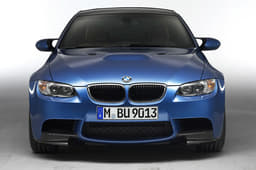 The high-performance model BMW M3 (2010) consistently combined its outstanding driving performance figures with further reduced fuel consumption and exhaust emission levels.