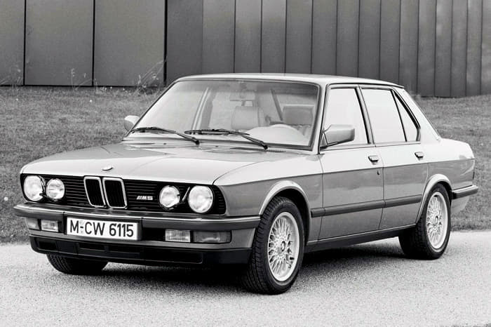 At its launch, the E28 M5 was the fastest production saloon in the world.