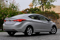 New Hyundai Elantra 2012 photos