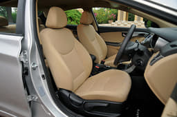 New Hyundai Elantra 2012 photos