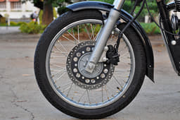 Royal Enfield Thunderbird 500 photos