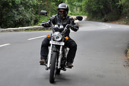 Royal Enfield Thunderbird 500 photos