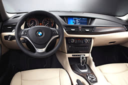 2013 BMW X1 facelift photo gallery 