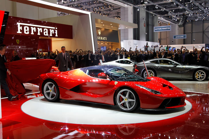 Ferrari LaFerrari photo gallery