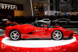 Ferrari LaFerrari photo gallery