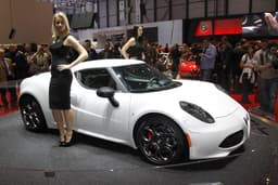 Alfa Romeo unveiled the new 4C at Geneva
