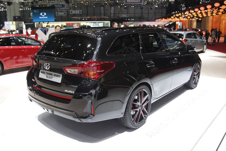 Seats-down boot capacity of Auris Touring Sports is 1658 litres