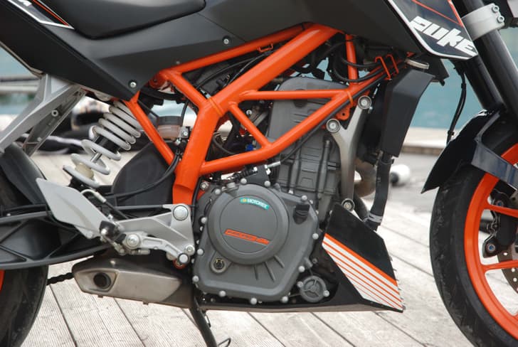 New KTM 390 Duke photo gallery