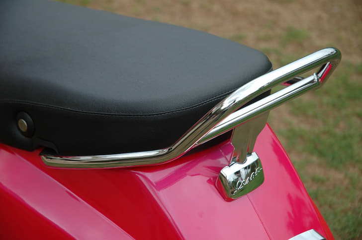 New Vespa VX 125 photo gallery