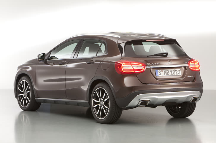 Mercedes Benz GLA photo gallery