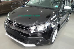 New Volkswagen CrossPolo photo gallery