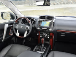 2014 Toyota Land Cruiser Prado photo gallery