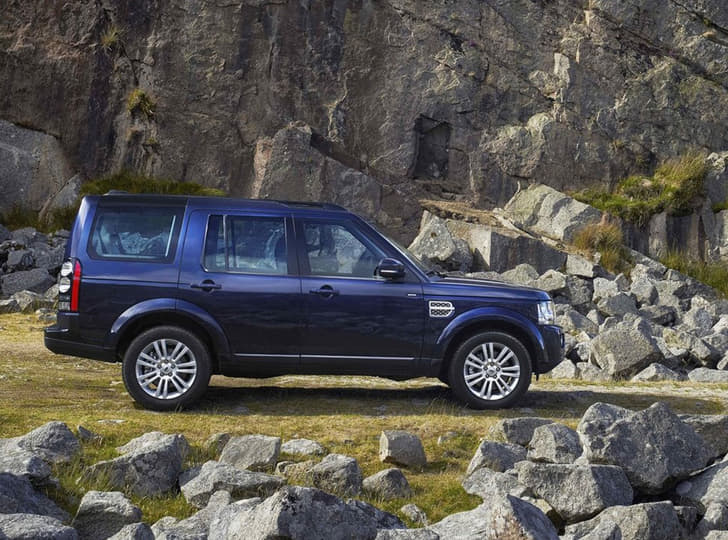 2013 Land Rover Discovery facelift photo gallery