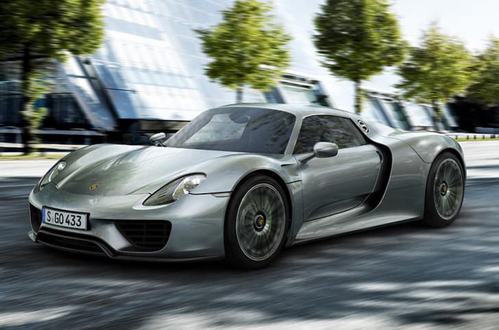 Porsche 918 Spyder photo gallery