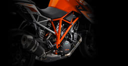KTM 1290 Super Duke R photo gallery