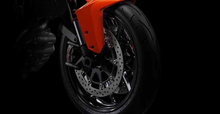 KTM 1290 Super Duke R photo gallery