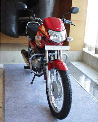 Hero MotoCorp HF-Deluxe