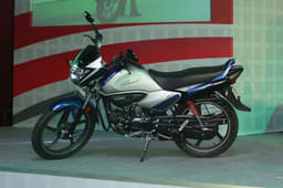 New Hero MotoCorp Splendor iSmart