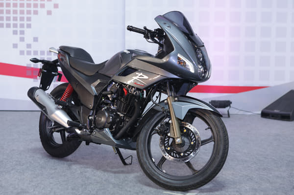 New Hero MotoCorp Karizma R