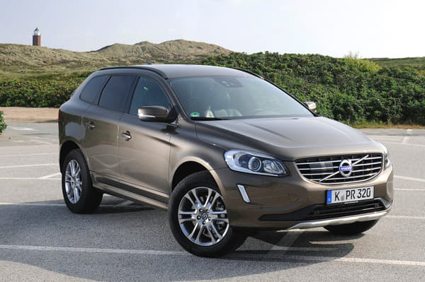 New 2013 Volvo XC60 SUV photo gallery