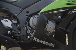 New Kawasaki Ninja ZX10R photo gallery