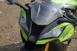 New Kawasaki Ninja ZX10R photo gallery