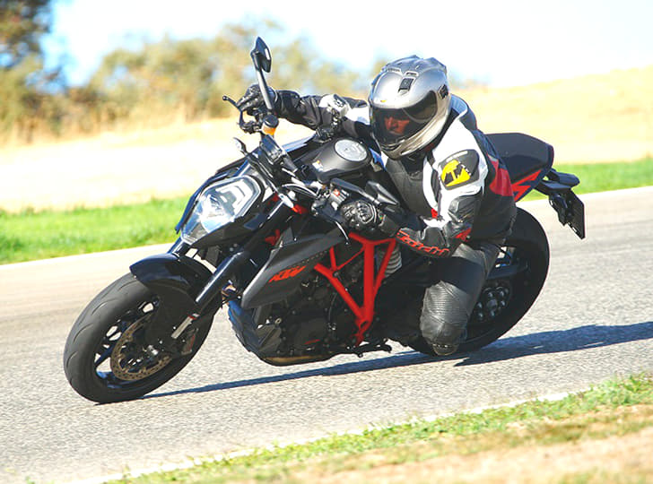 KTM 1290 Super Duke R photo gallery