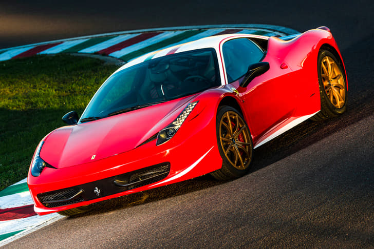 Ferrari 458 Italia dedicated to Niki Lauda photo gallery