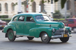 Cars in Cuba: Photo gallery