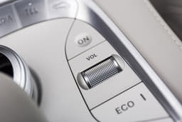 New 2014 Mercedes S-class India photo gallery