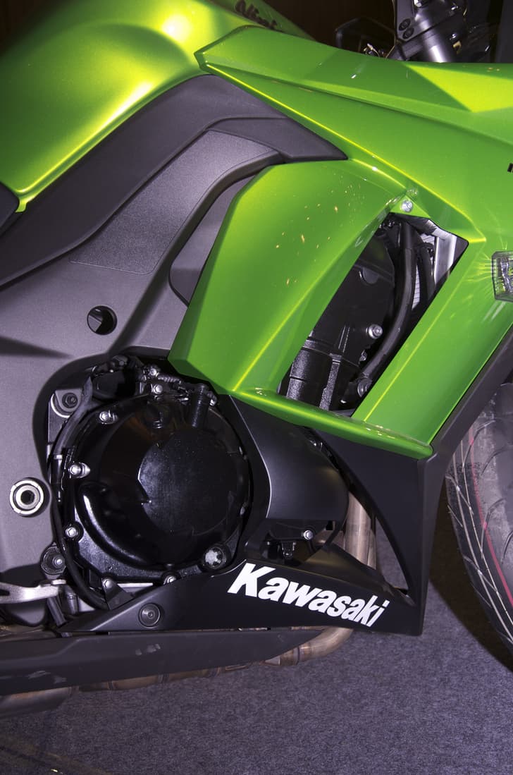 New Kawasaki Ninja 1000 India photo gallery