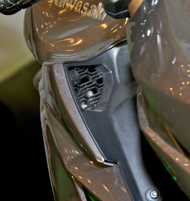 New Kawasaki Z1000 India photo gallery