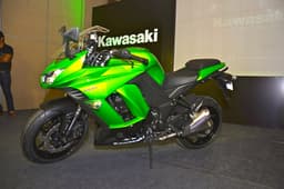 New Kawasaki Ninja 1000 India photo gallery