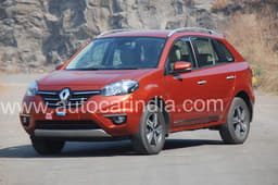 The biggest visual change is to the nose, with the new Renault family grille and a bigger emblem.