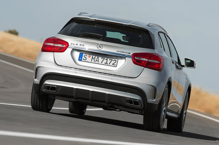 New Mercedes GLA 45 AMG SUV photo gallery