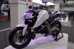Auto Expo 2014: TVS Draken X21 concept photo gallery