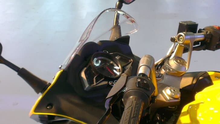 Auto Expo 2014: Bajaj Pulsar SS 400 photo gallery