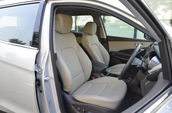 Driver's seat gets 12-way powered adjust but passenger seat is fully manual.