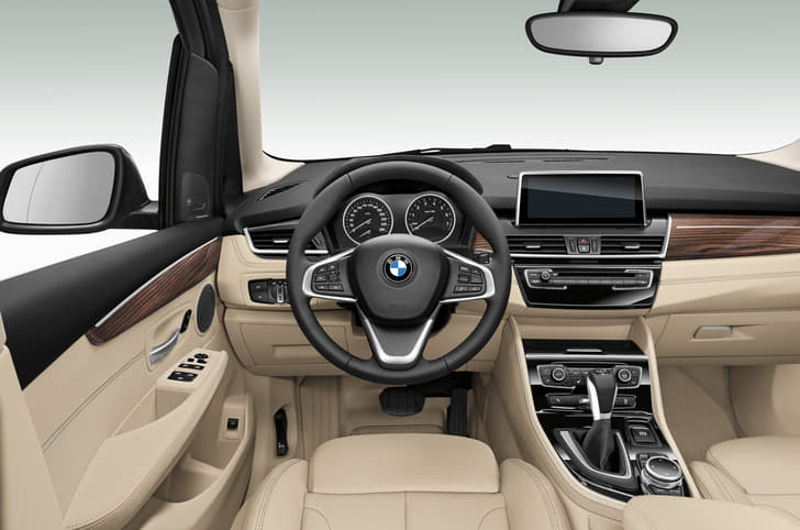 New BMW 2-series Active Tourer MPV photo gallery