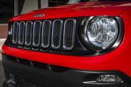 Geneva 2014: Jeep Renegade SUV photo gallery
