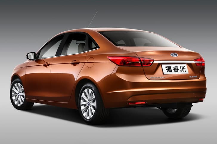 New Ford Escort Sedan photo gallery